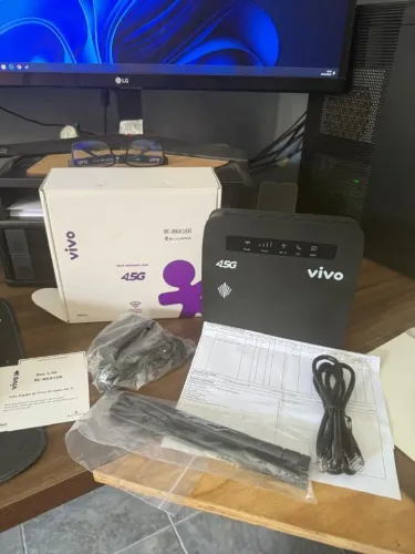 MODEM e ROTEADOR 4,5G da VIVO - BC MG818H