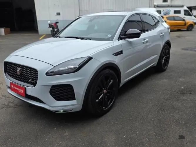 Jaguar E-Pace R-dynamic SE 2.0 AWD 300cv Aut. 2020