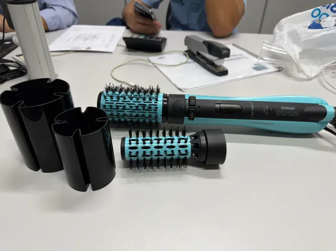 Escova Rotativa Polishop Conair Hyaluronic Bivolt