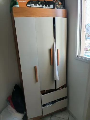 Guarda roupa 2 portas compacto