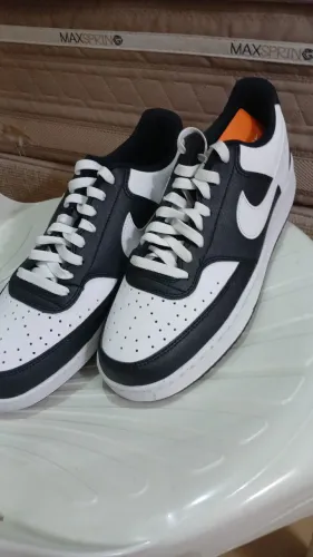 Tênis Nike na Caixa 