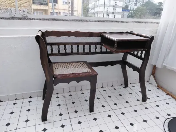 Mesa cadeira de telefone vintage 