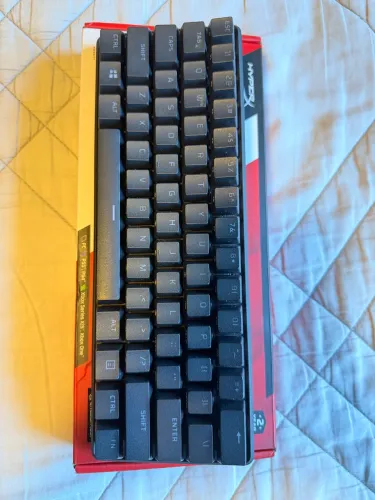 Teclado Gamer Hyperx Alloy Origins 60% RGB
