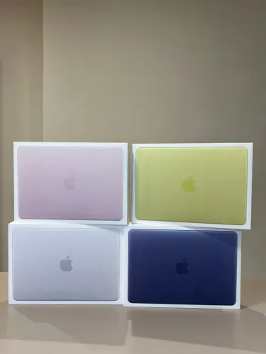MacBook Neo 13" 8GB/512GB Azul / NOVO / PARCELE EM ATE 18X NO CARTÃO