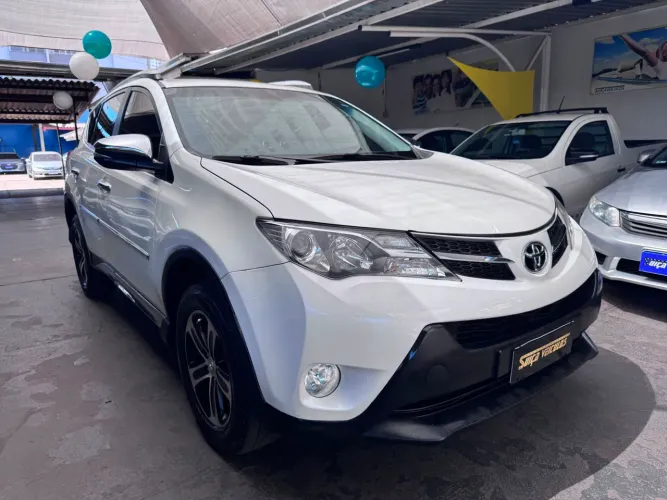 Toyota RAV4 2.0 4X4 16V Aut. 2014