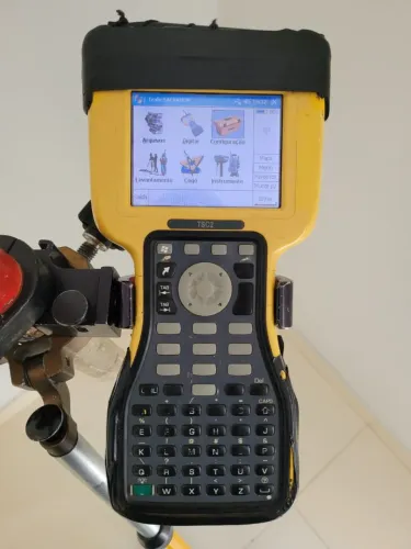 GNSS RTK TRIMBLE R4 C/ RADIO EXTERNO