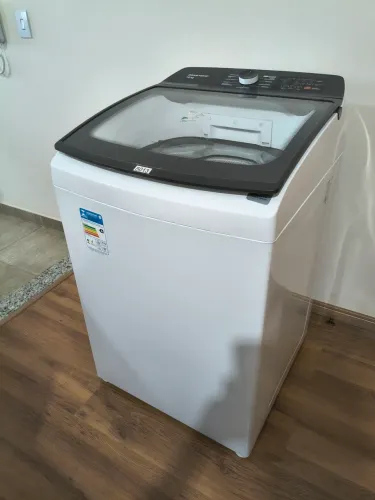 Máquinas de lavar novas