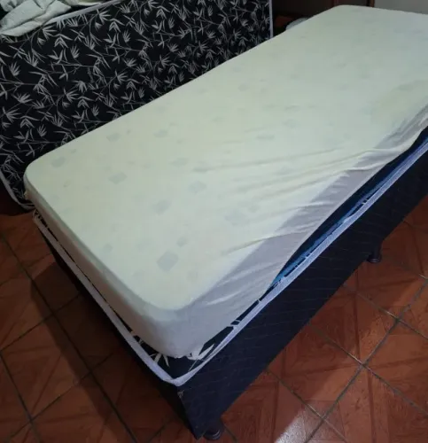 Cama solteiro box