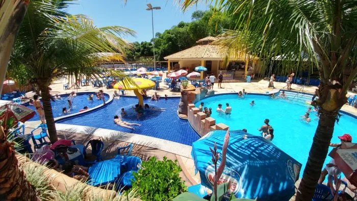 Apartamento para venda com 02 quartos Golden Grand Hotel em Caldas Novas GO