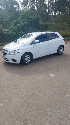 Chevrolet Onix JOY Hatch 1.0 8V Flex Mec. 4P 2017