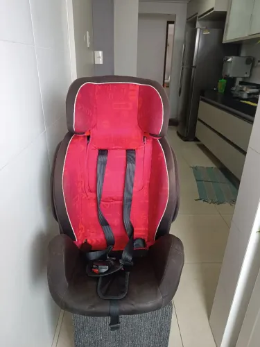 Cadeira infantil para auto