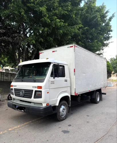 ?VENDO VOLKSWAGEN WORKER 8-120?