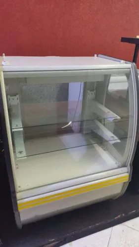 Balcão refrigerador para comércio