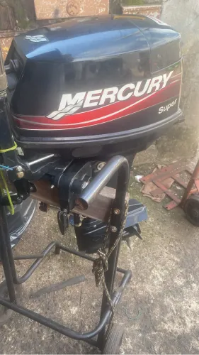 Motor de popa Mercury 2018 15hp super revisado