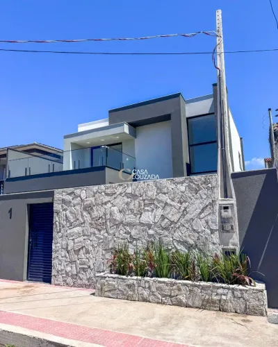 Casa duplex 03 quartos com 01 suíte e lazer privativo em Interlagos