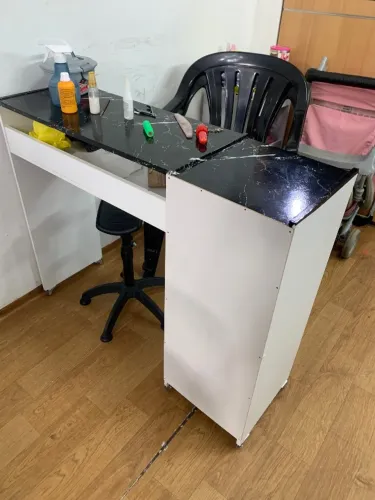 Mesa de manicure ou escritório