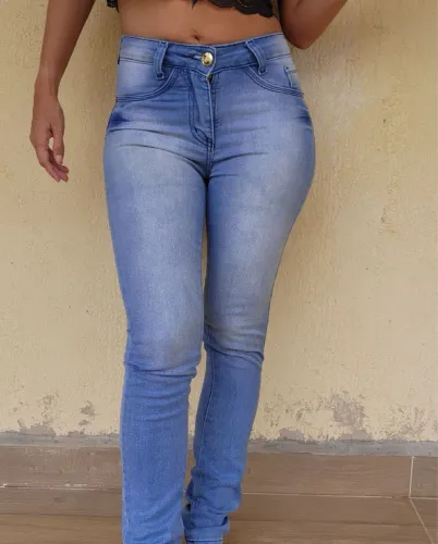 Calça jeans feminina Morena Rosa - tamanho 34