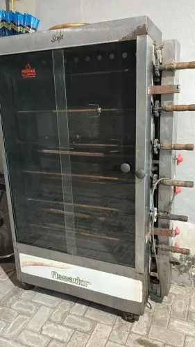 MÁQUINA DE ASSAR FRANGO - 30F ASSADOR