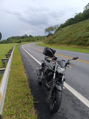 Yamaha MT 03 2020 com passagem de leilão
