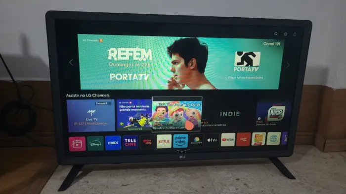 Tv LG 32" Smart, Wi-Fi,  Bluetooth,  aceita controle smart, impecável 