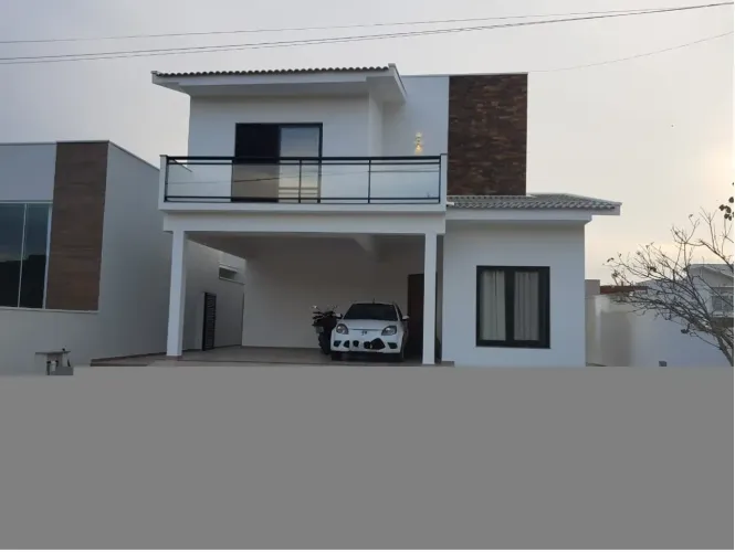 Casa no Condomínio Bela Villa