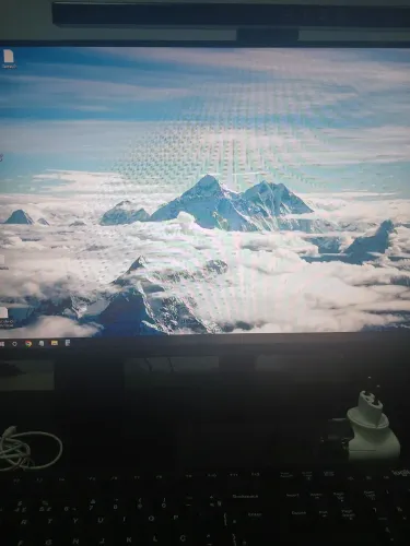 LG UltraGear 24 144Hz em perfeito estado