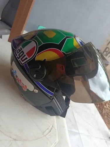 Capacete