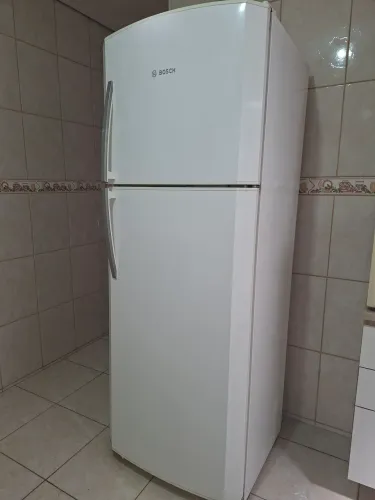 Geladeira Bosch Frost Free