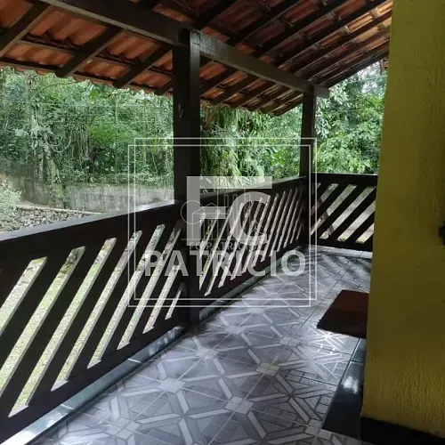 Casa com Piscina e Vista para a Natureza no Condomínio Alpha 1 Viva o Som da Cachoeira!