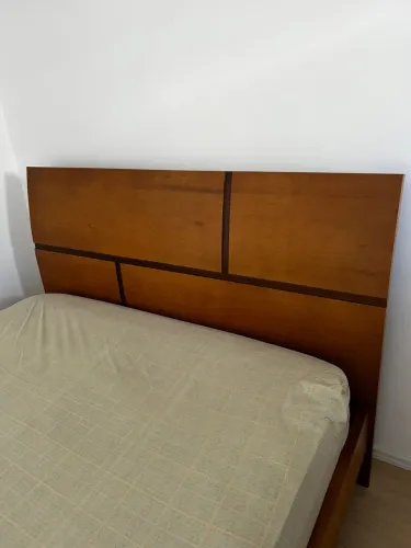 Cama Queen de madeira Maciça + Colchão