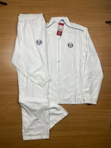 Conjunto Sergio Tacchini 