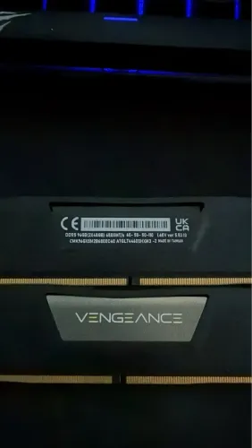 Memória ram 2x48  96G 6800 MT/S VENGACE 