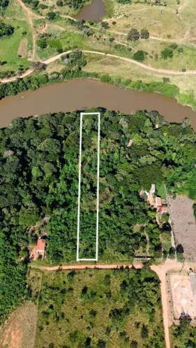 Terreno para tranformar no seu paraíso particular, na beira do Rio Pardo !