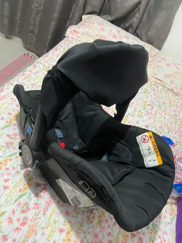 Vendo bebê conforto 