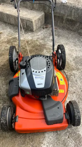 Cortador de grama husqvarna J555L