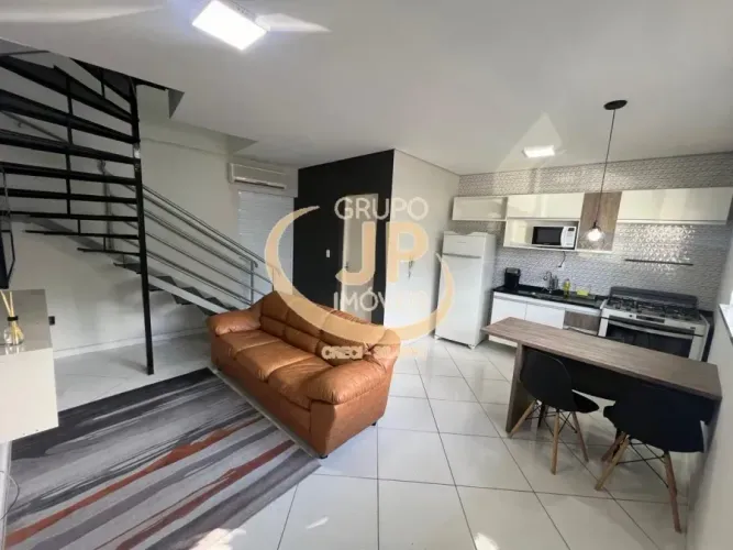 Sobrado mobiliado no Jd. Guarujá/ 2 Dorm./ 1 suíte/ 2 Vagas/ Aluguel 3.000!
