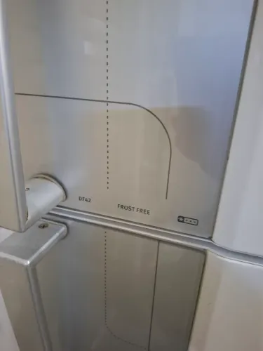 Vendo Geladeira Com defeito no gás