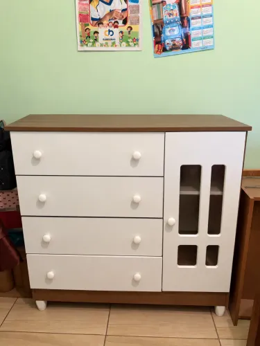 Cômoda para quarto de criança
