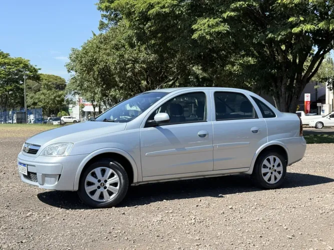 Chevrolet Corsa Sed. Premium 1.4 8V Econoflex 4P 2009