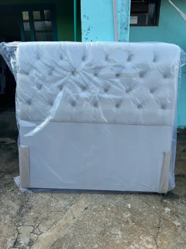 Cabeceira cama de casal tradicional