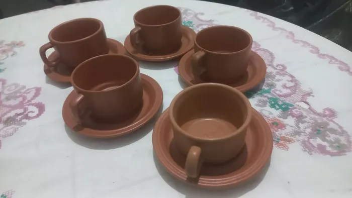5 canecas de ceramica cor de barro (realengo)
