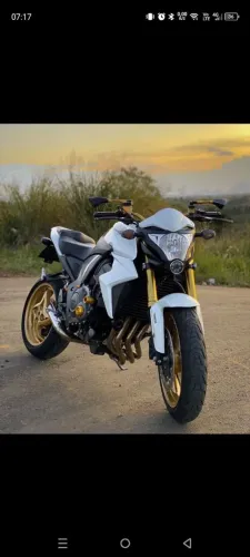 CB 1000 R