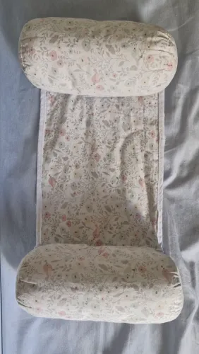 Ssgura bebê e travesseiro redutor