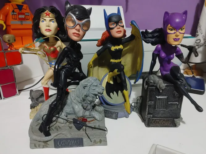 Bobble Mulher Maravilha, Mulher Gato, Batgirl