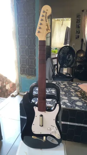 Guitarra RockBand Xbox (só a guitarra)