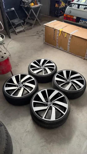 Rodas Volkswagen Jetta GLI 2019 a 2021