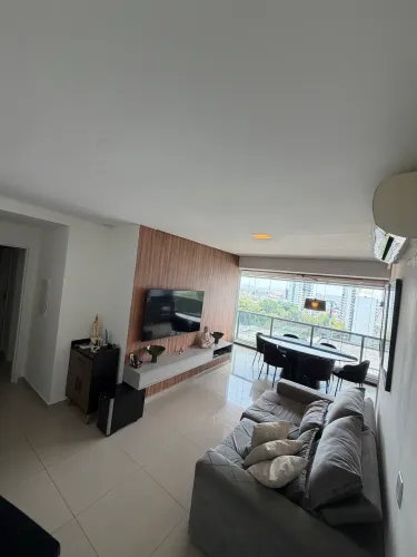 Apartamento Ed. Soberane com tudo de 1ª linha. Porteira fechada