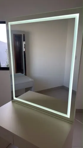 Penteadeira com led ( NOVA )