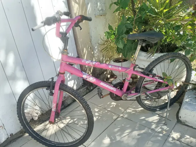 Vendo Bicicleta aro 24 Feminina!