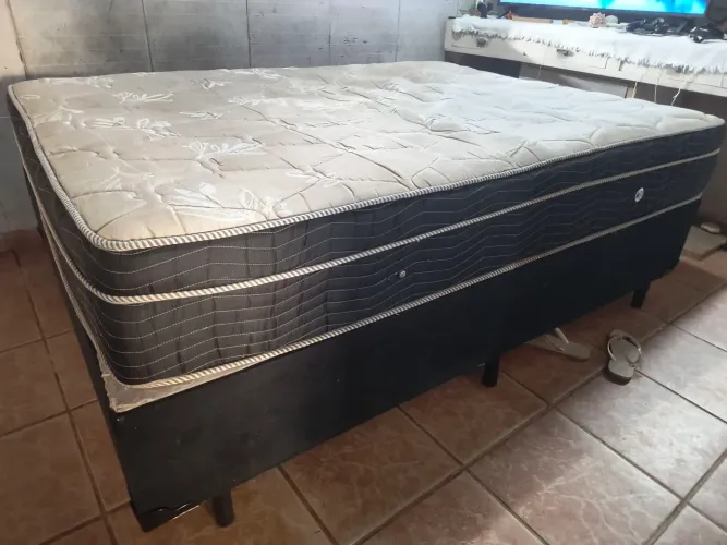 Cama casal colchão hortopedico